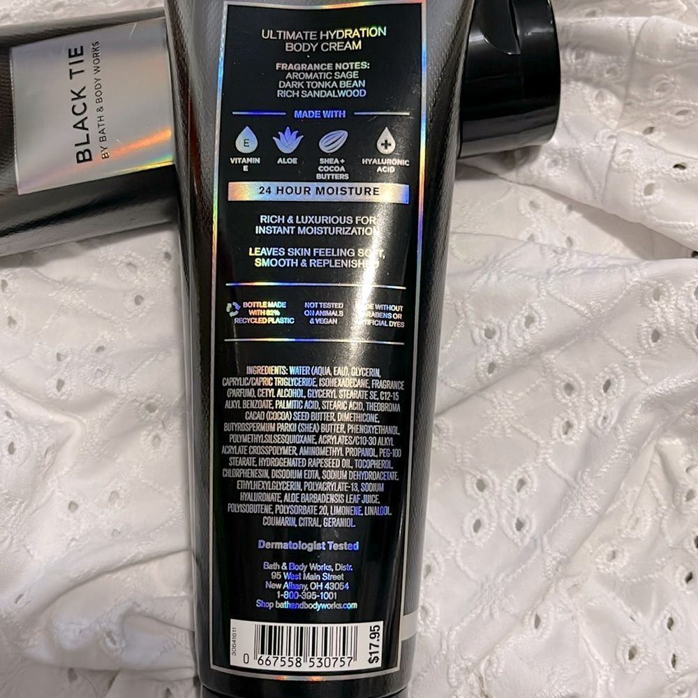 NEW - Bath & Body Works. Black Tie (men’s collection) - Picture 3 of 3